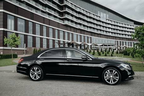 black car service in Chicago by O'Hare limousine
